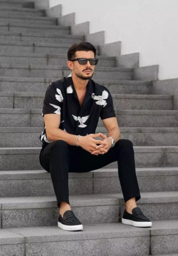 Black shirt with white bird prints